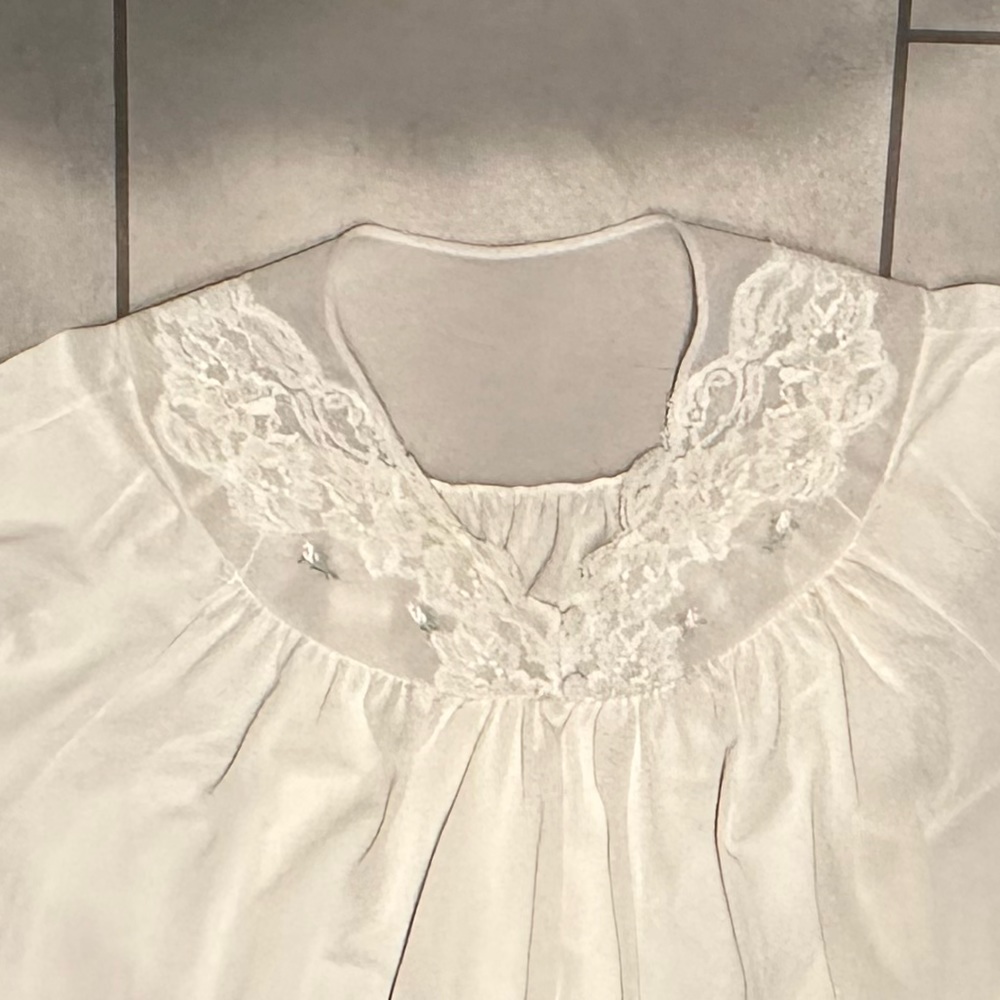 Delicate Vintage crop sheer and lace lingerie top, chemise. - Picture 2 of 6